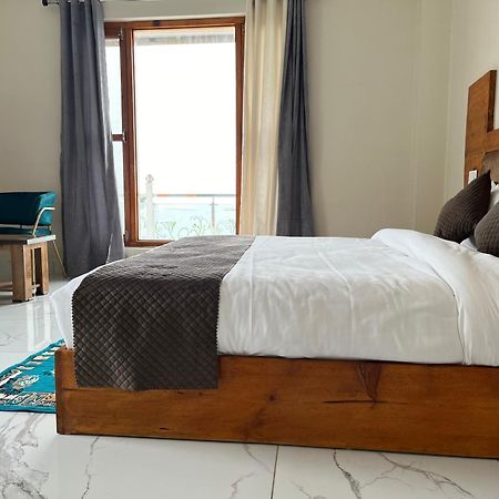 Himalayan Hill Top Resort Kanatal Zewnętrze zdjęcie