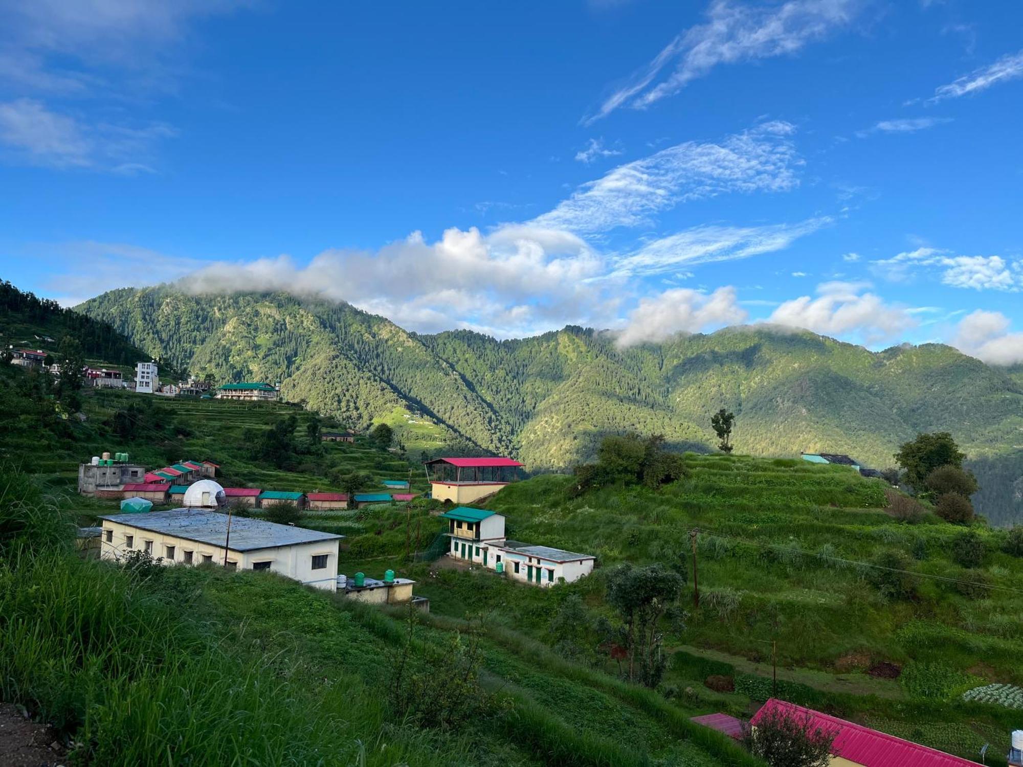 Himalayan Hill Top Resort Kanatal Zewnętrze zdjęcie